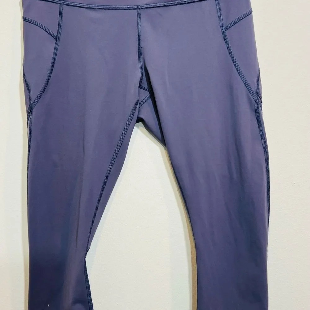 Lululemon Athletica crop Leggings Size 8 - Picture 2 of 9